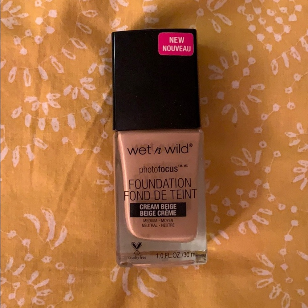 NEW WetnWild Photo Focus Foundation in Cream Beige